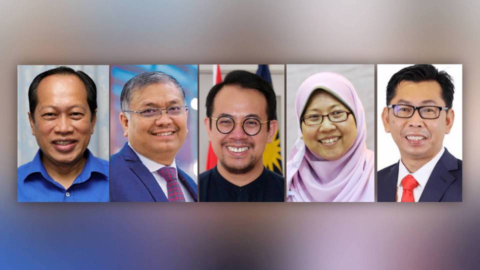 Dari kiri; Datuk Seri Ahmad Maslan, Datuk Seri Dr Shamsul Anuar Nasarah, Steven Sim, Fuziah Salleh dan Datuk Mohamad Alamin.